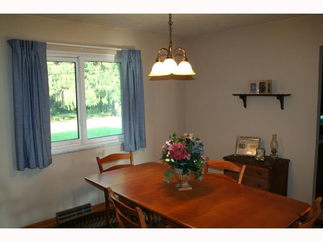 863 Cummington Road Columbus, OH 43213 - Photo 5 of 18 Gallery Image 5