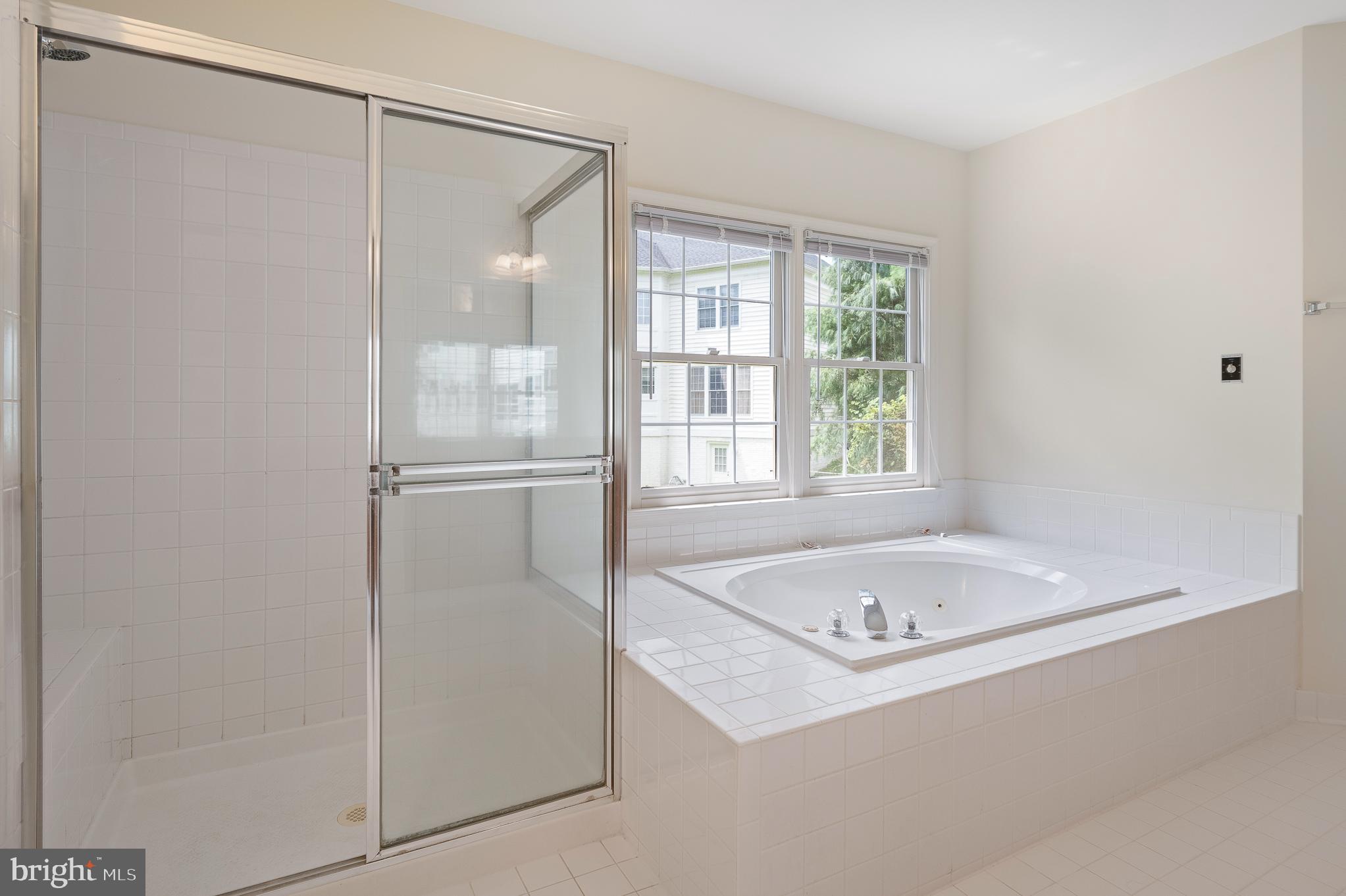 10604 Maplecrest Lane Potomac, MD 20854 - Photo 40 of 81