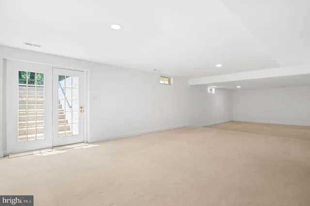 $1,470,000 | 10604 Maplecrest Lane, Potomac, MD 20854