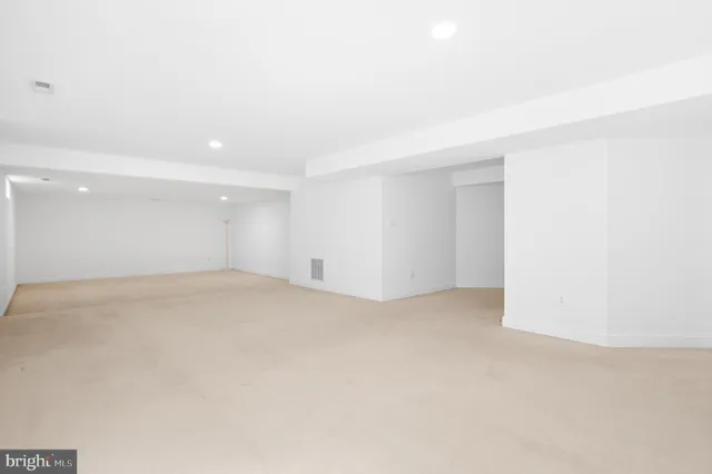 $1,470,000 | 10604 Maplecrest Lane, Potomac, MD 20854