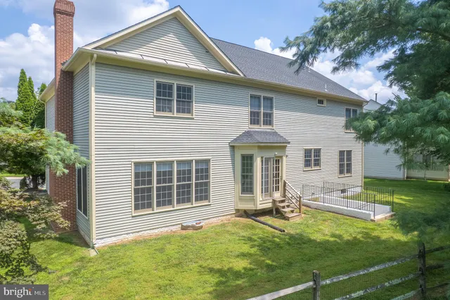 $1,470,000 | 10604 Maplecrest Lane, Potomac, MD 20854