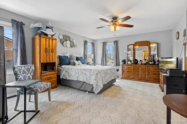 $445,000 | 176 Appleby Drive, Glendale Heights, IL 60139