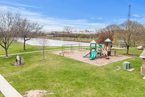 $445,000 | 176 Appleby Drive, Glendale Heights, IL 60139