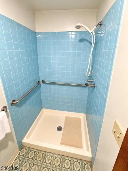 67 2nd Avenue Raritan, NJ 08869 - Photo 9 of 12 Gallery Image 9