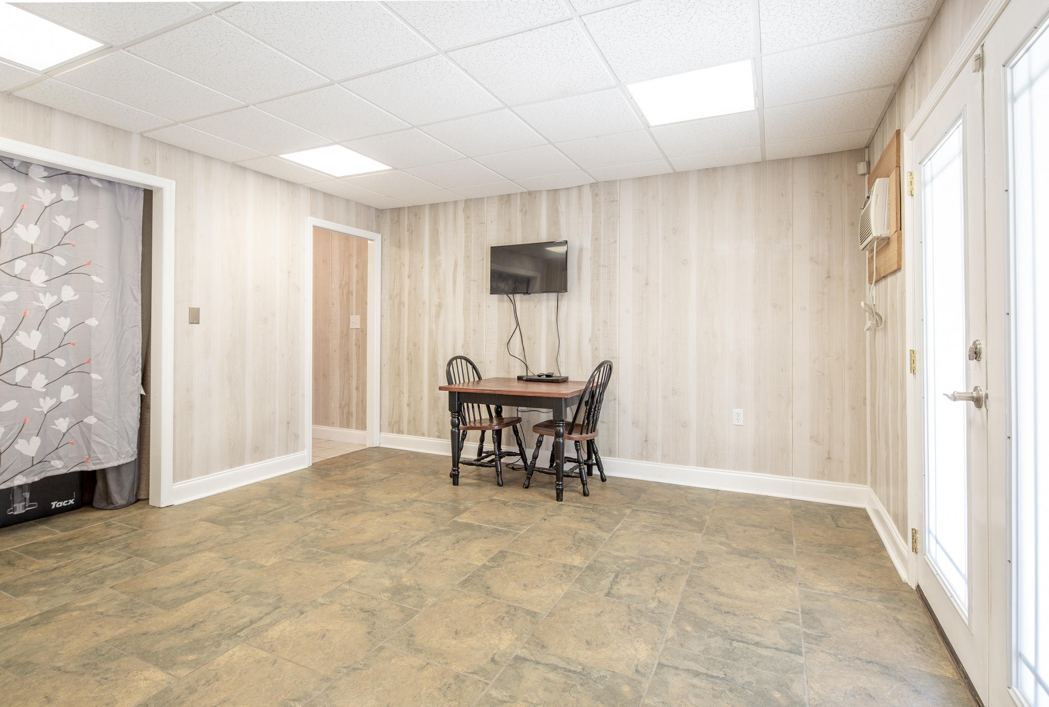10390 Fielding Road Ooltewah, TN 37363 - Photo 16 of 23 Finished Basement