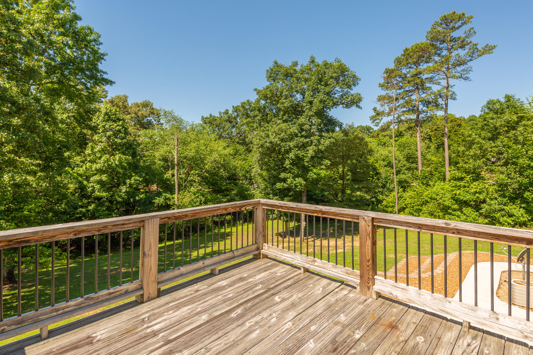 10390 Fielding Road Ooltewah, TN 37363 - Photo 20 of 23 Back Deck