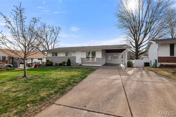 $249,900 | 4512 Burncoate Drive, St. Louis, MO 63129
