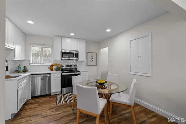 $249,900 | 4512 Burncoate Drive, St. Louis, MO 63129