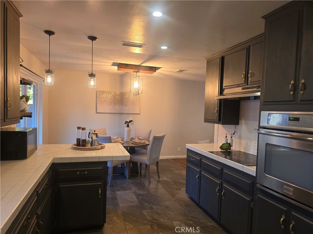 607 Sixth Street Norco, CA 92860 - Photo 15 of 33