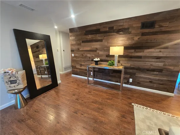 $3,400 | 607 Sixth Street, Norco, CA 92860