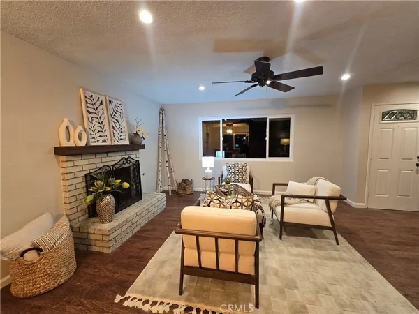 $3,400 | 607 Sixth Street, Norco, CA 92860