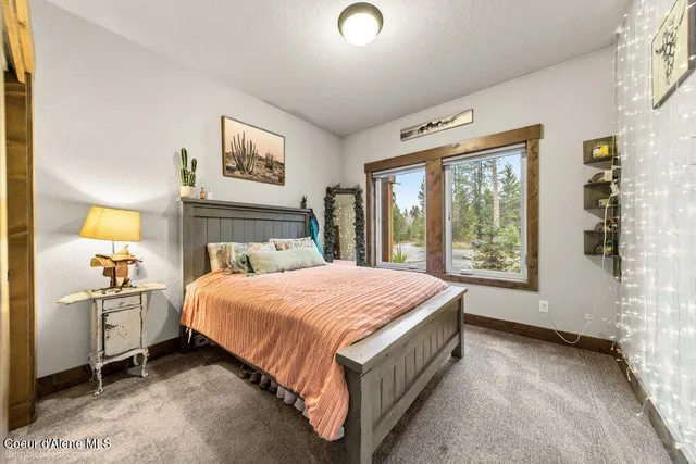 $1,649,500 | 29131 North Hindman Street, Athol, ID 83801