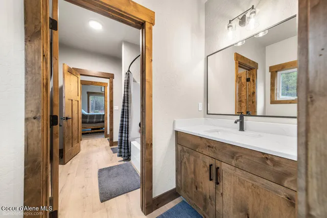 $1,649,500 | 29131 North Hindman Street, Athol, ID 83801