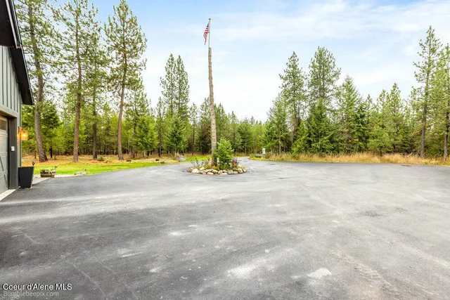 $1,649,500 | 29131 North Hindman Street, Athol, ID 83801