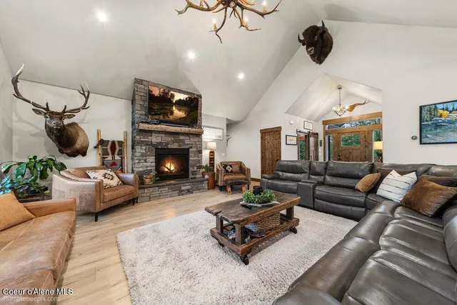 $1,649,500 | 29131 North Hindman Street, Athol, ID 83801