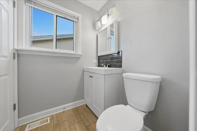 $460,000 | 1081 Hunter Street, Lombard, IL 60148