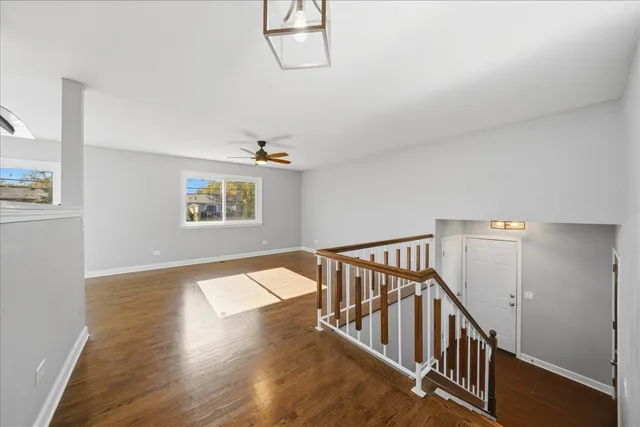 $460,000 | 1081 Hunter Street, Lombard, IL 60148