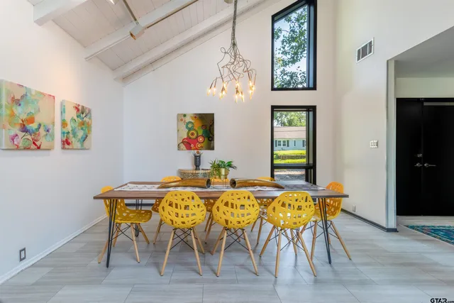 $319,900 | 520 East Lake Street, Tyler, TX 75701