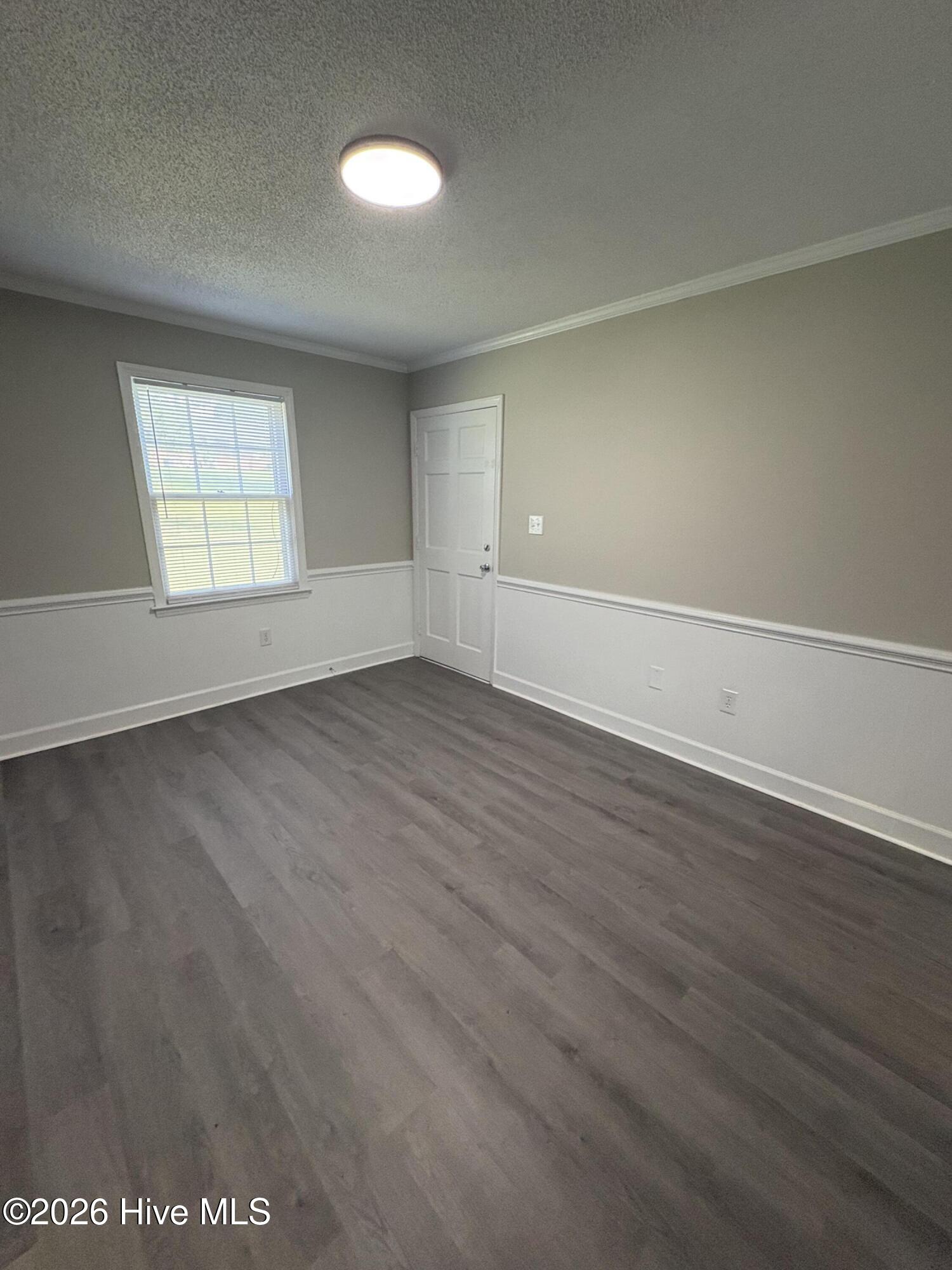 4352 Eastern Pines Road, Unit 30 Greenville, NC 27858 - Photo 2 of 6 Living Room