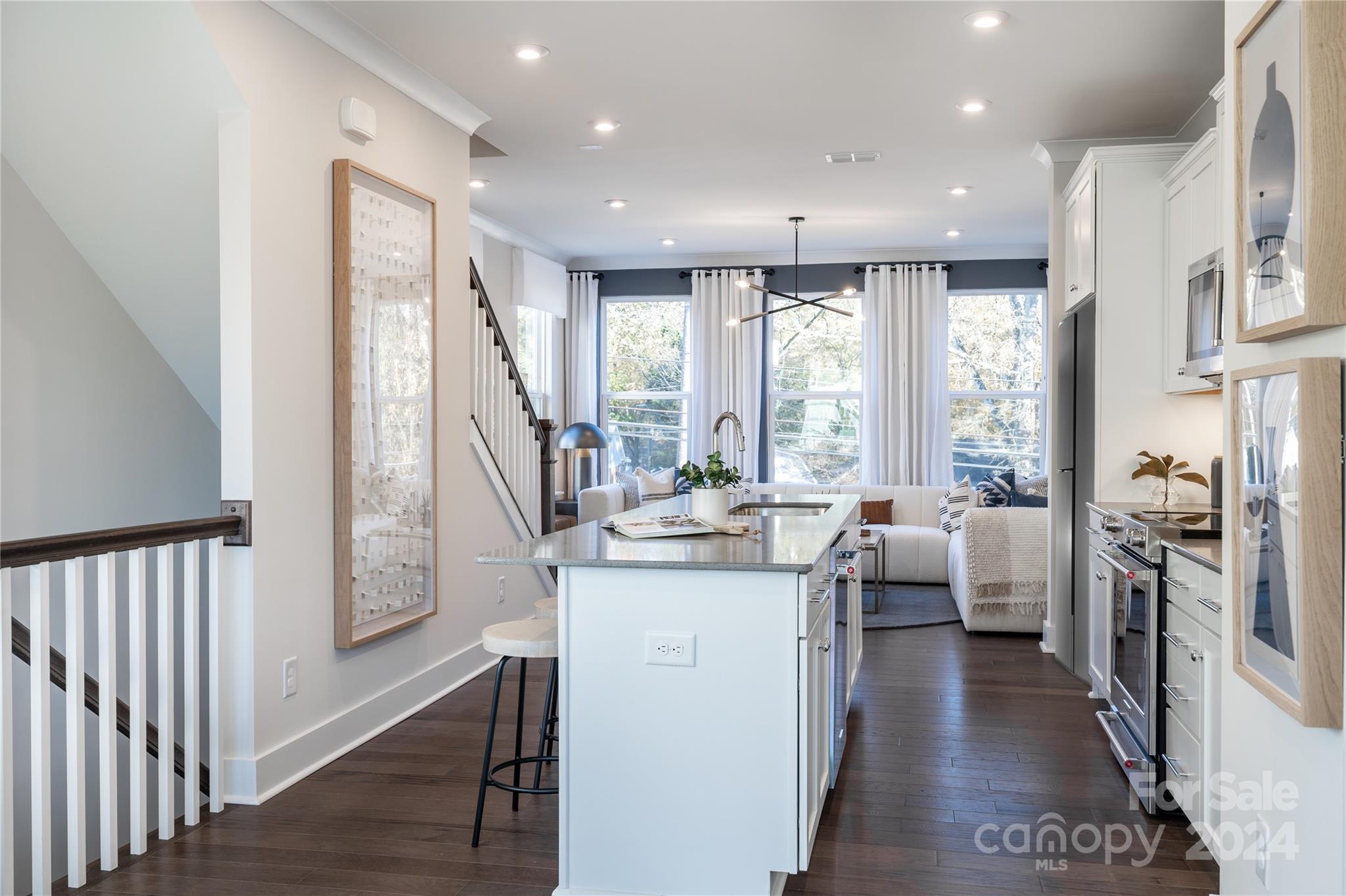 4029 Capital Ridge, Unit 9 Charlotte, NC 28205 - Photo 2 of 6 Gallery Image 2