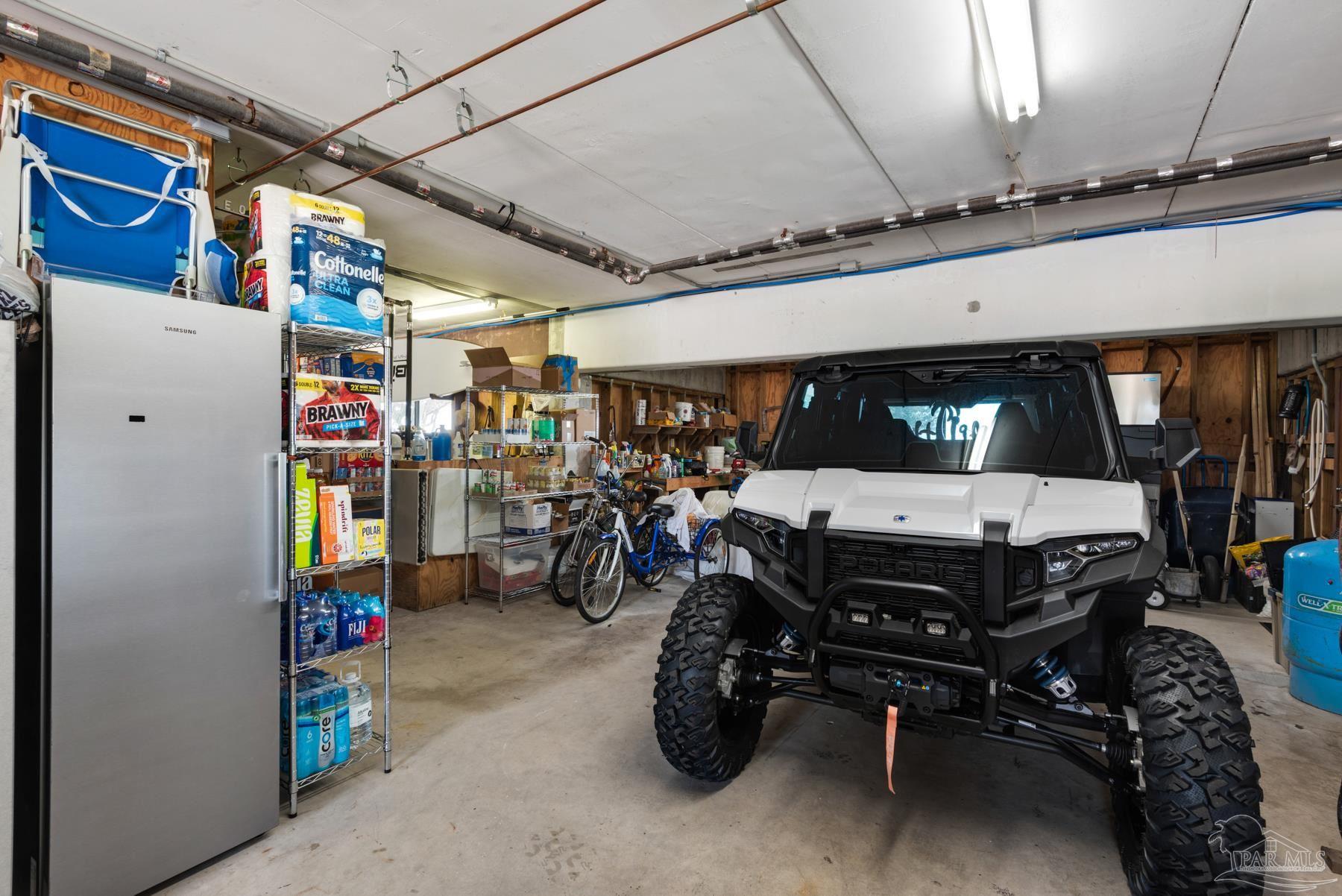 2829 Bay Street Gulf Breeze, FL 32563 - Photo 54 of 69 Garage