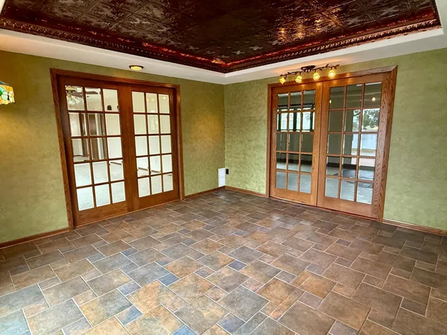 $289,900 | 146 West Washington Avenue, Alden, MN 56009