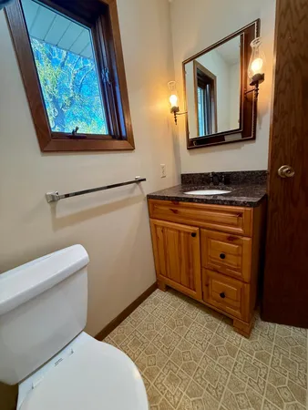 $289,900 | 146 West Washington Avenue, Alden, MN 56009