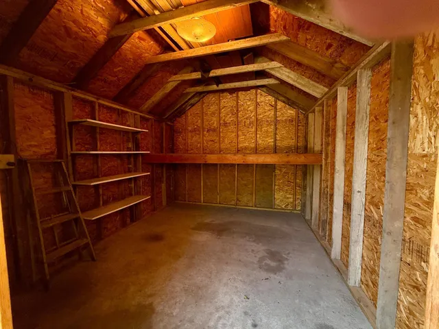 $289,900 | 146 West Washington Avenue, Alden, MN 56009