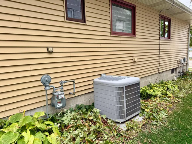 $289,900 | 146 West Washington Avenue, Alden, MN 56009