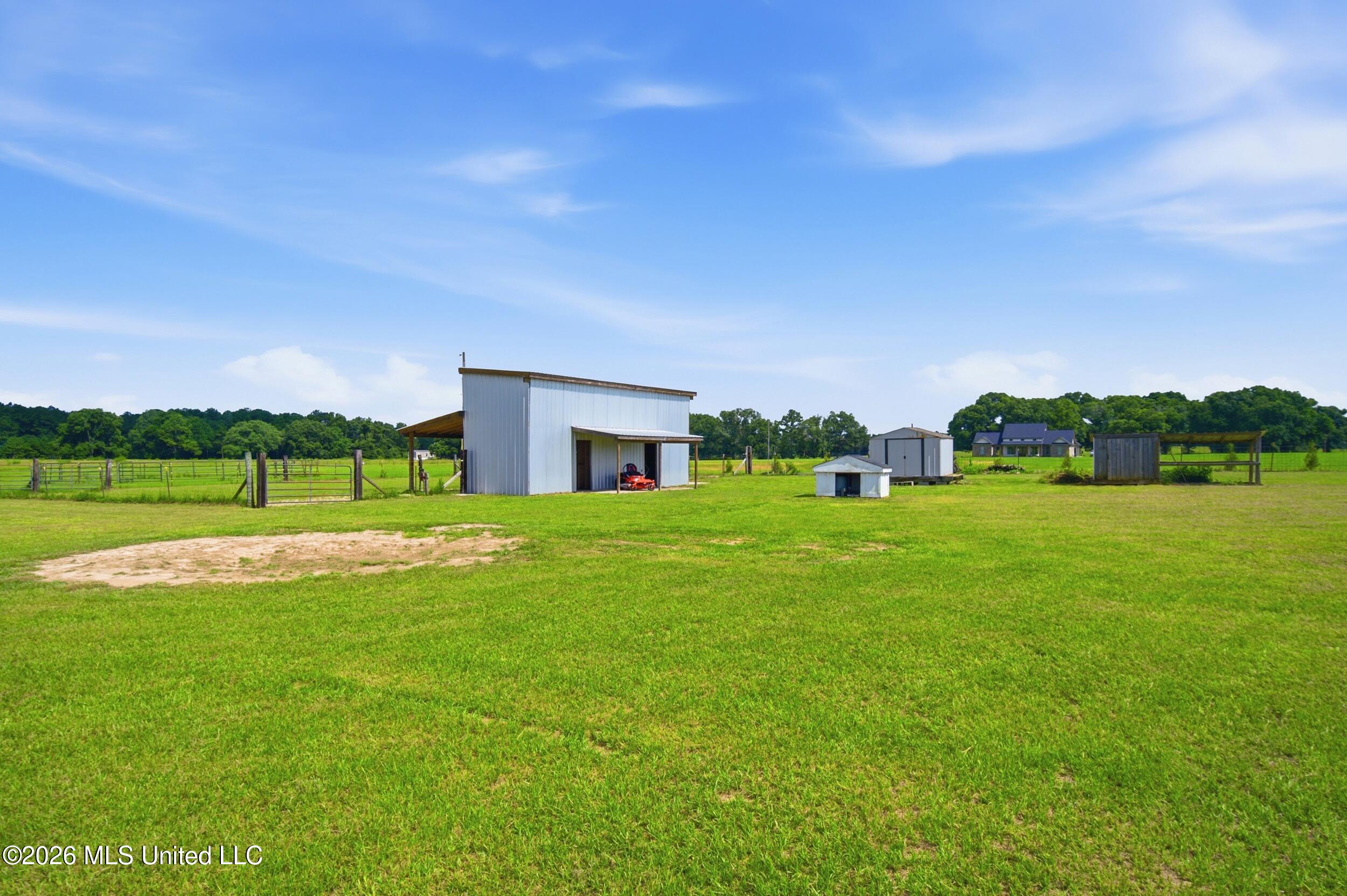 15450 Constitution Road Moss Point, MS 39562 - Photo 39 of 66 IMG_2361