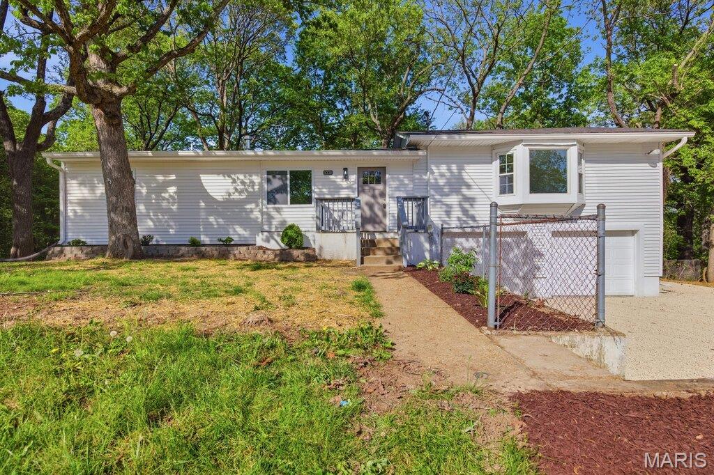 6230 Antire Road High Ridge, MO 63049 - Photo 1 of 30
