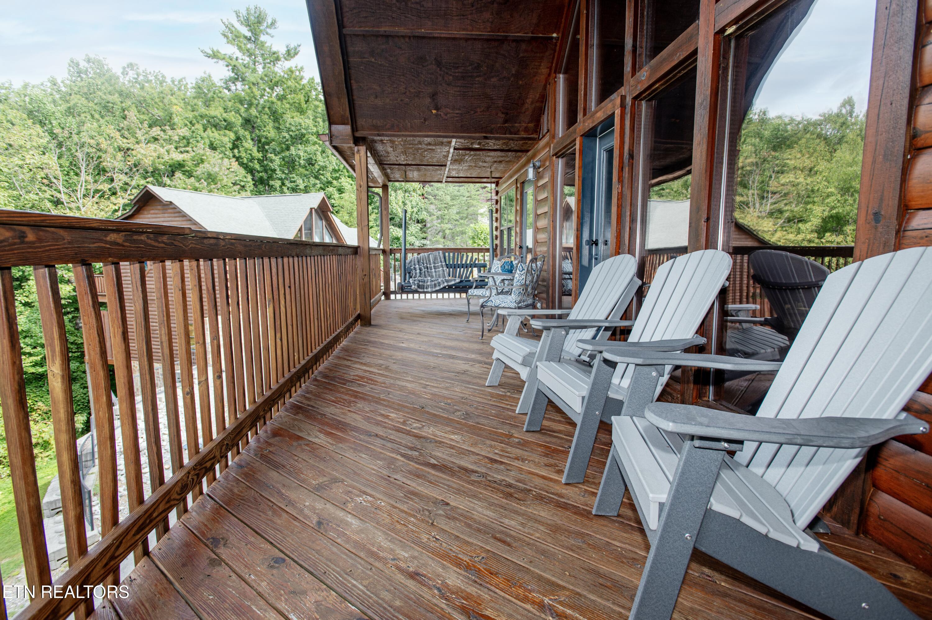 1543 Boo Boos Way Sevierville, TN 37862 - Photo 27 of 27 Back Deck