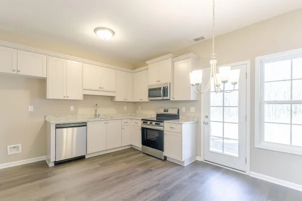 $189,900 | 353 Bordeaux Drive, Thomson, GA 30824