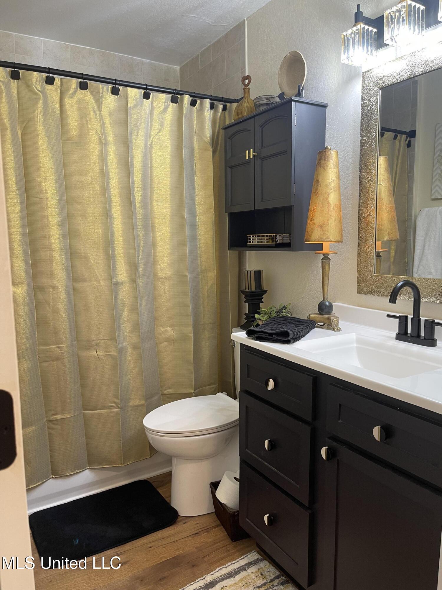 1282 Beach Boulevard, Unit 106 Biloxi, MS 39530 - Photo 11 of 28 IMG_6819