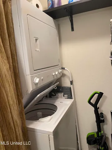 $2,300 | 1282 Beach Boulevard, Unit 106, Biloxi, MS 39530