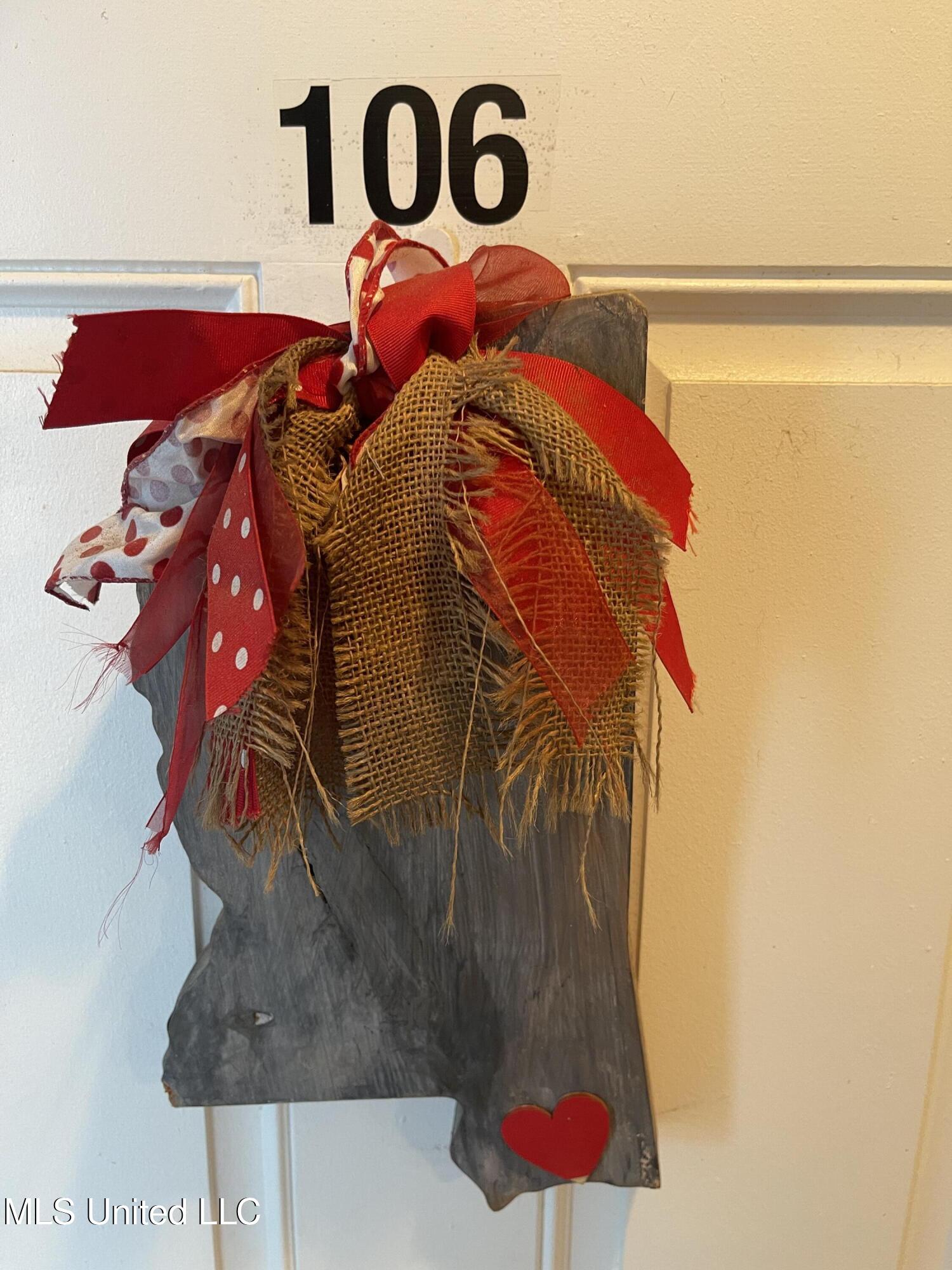 1282 Beach Boulevard, Unit 106 Biloxi, MS 39530 - Photo 28 of 28 IMG_6828