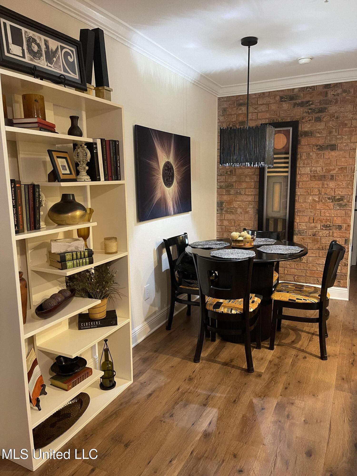 1282 Beach Boulevard, Unit 106 Biloxi, MS 39530 - Photo 7 of 28 IMG_6808