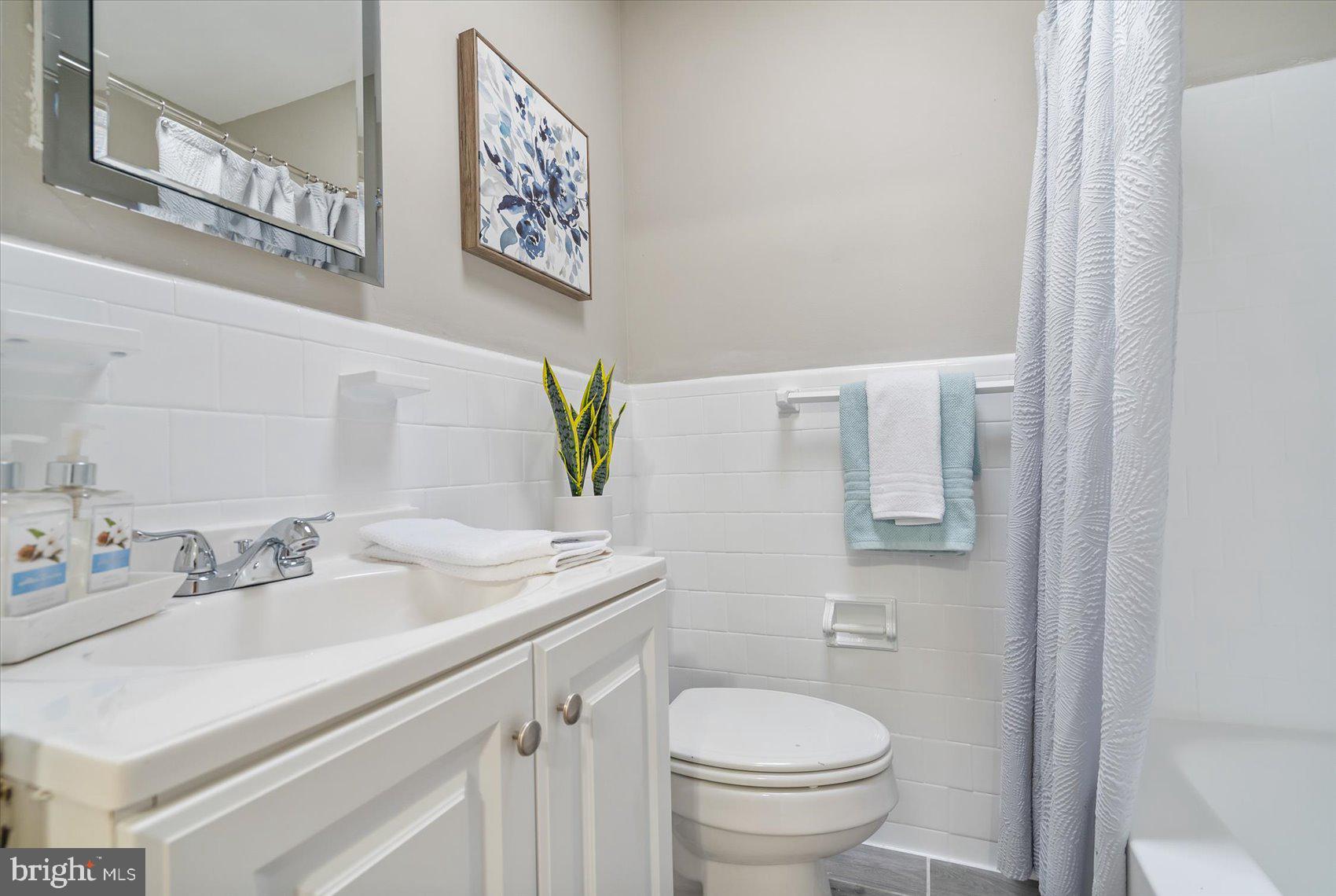 4107 Rokeby Road Baltimore, MD 21229 - Photo 30 of 35 Updated full bath upstairs