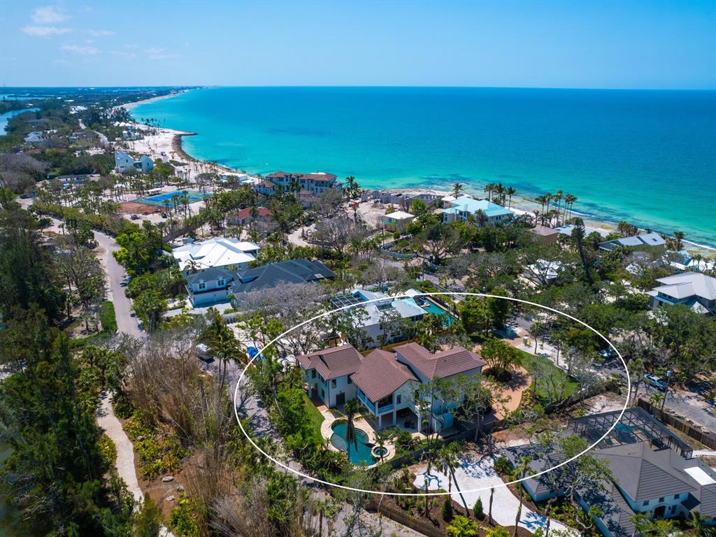 7333 Point Of Rocks Road Sarasota, FL 34242 - Photo 3 of 68