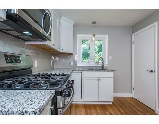 31 Hartford Road Worcester, MA 01606 - Photo 5 of 27 Gallery Image 5