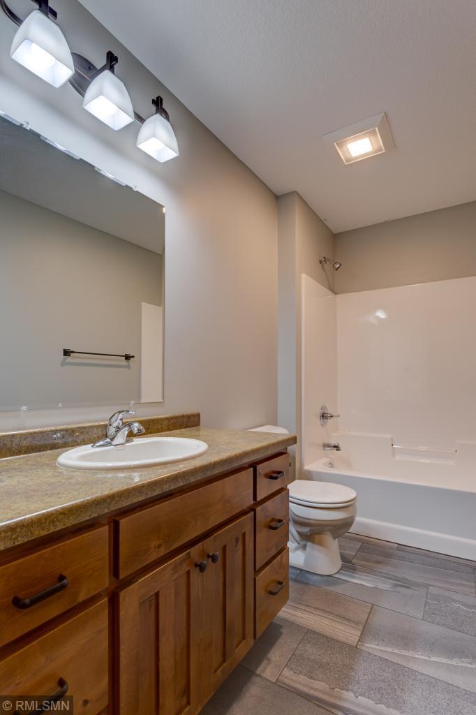 411 Prairie Road New Richmond, WI 54017 - Photo 12 of 42 Gallery Image 12