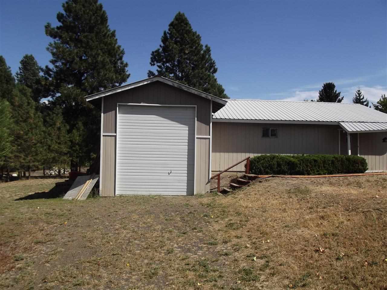 3705 East Center Road Mead, WA 99021 - Photo 14 of 17
