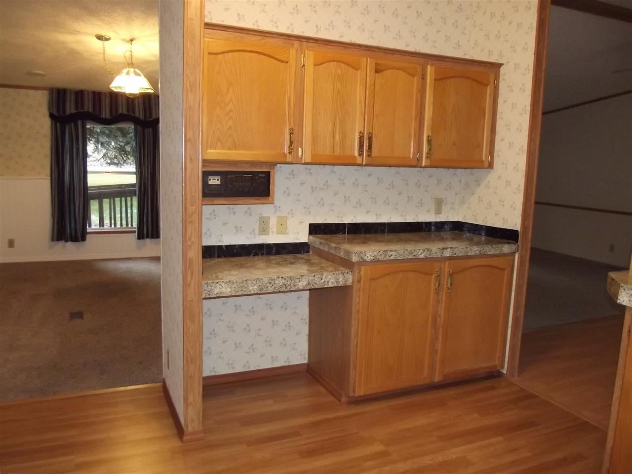 3705 East Center Road Mead, WA 99021 - Photo 7 of 17