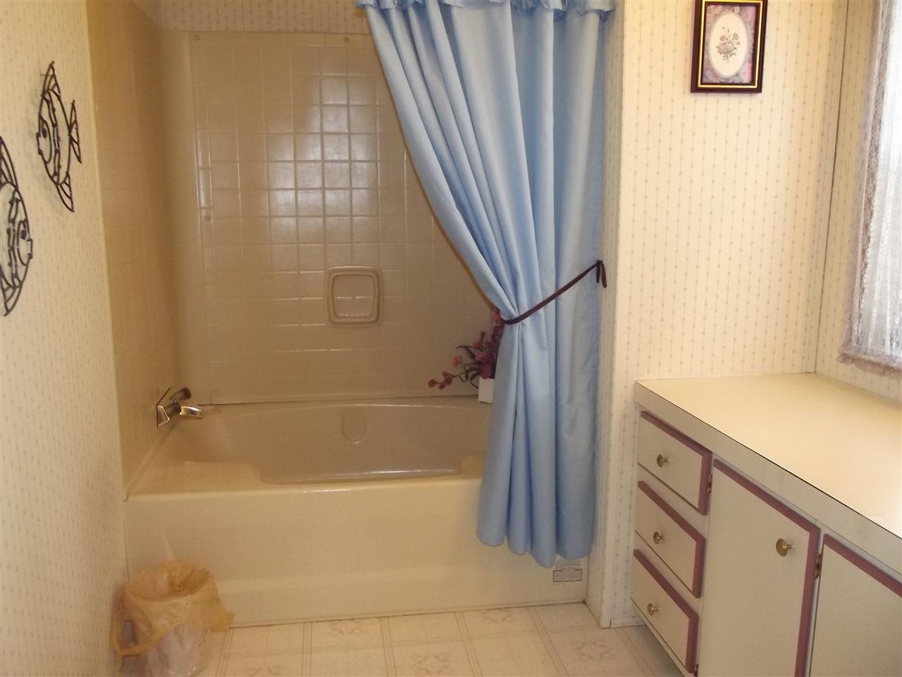 3705 East Center Road Mead, WA 99021 - Photo 10 of 17