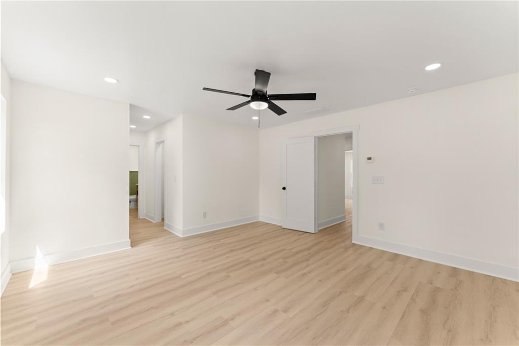 172 Llewellyn Street Clarkesville, GA 30523 - Photo 20 of 44 a view of an empty room