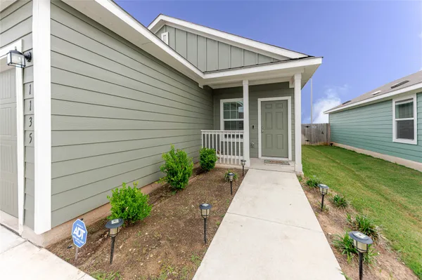 $1,875 | 1135 Catfish Lane, Bastrop, TX 78602