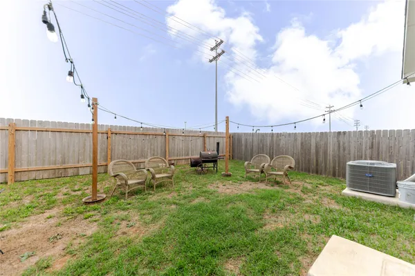 $1,875 | 1135 Catfish Lane, Bastrop, TX 78602