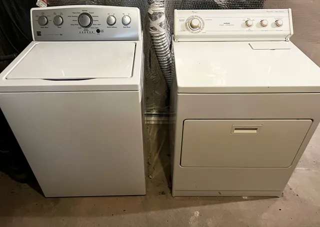 a close up view of washer and dryer