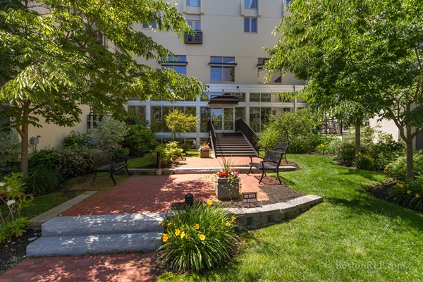 45 Rantoul Street, Unit 203 Beverly, MA 01915 - Photo 1 of 23 Gallery Image 1