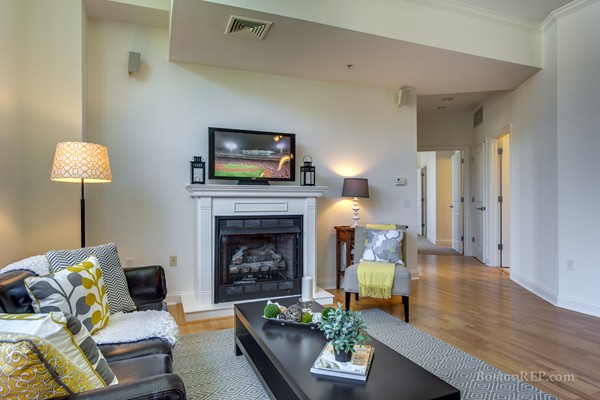 45 Rantoul Street, Unit 203 Beverly, MA 01915 - Photo 17 of 23 Gallery Image 17